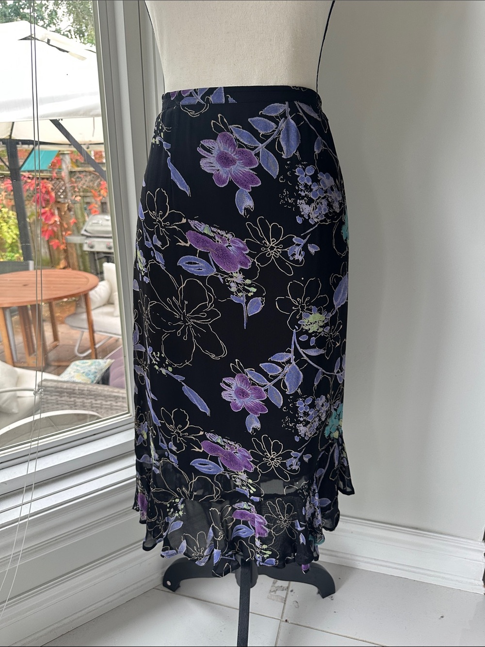 VINTAGE Black Purple Floral Midi Skirt Ruffles Chiffon Flowy Whimsigoth Size 16